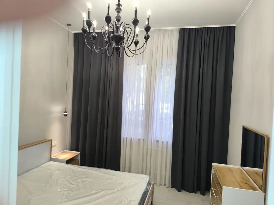 3 xonali kvartira - 83 m², 1/3 qavat