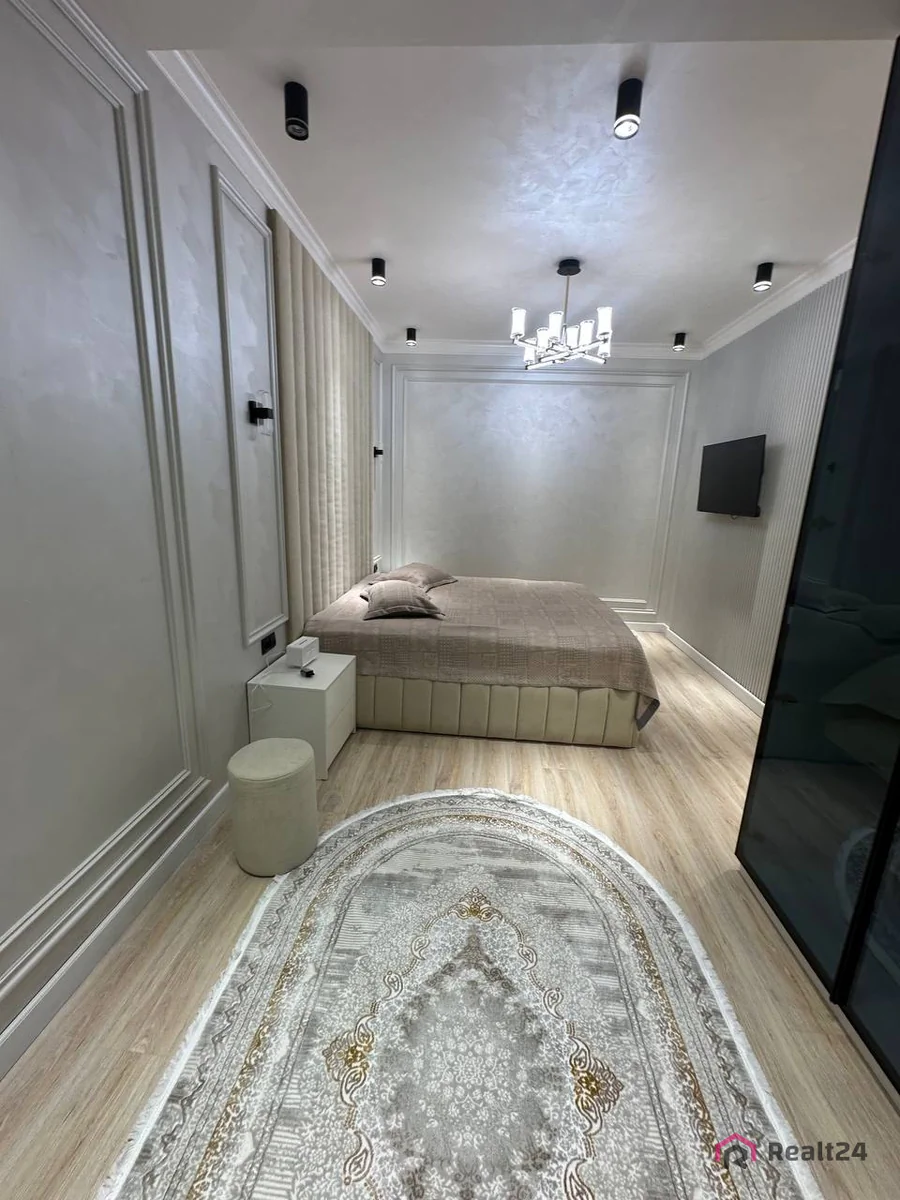 2 xonali kvartira - 77 m², 1/12 qavat