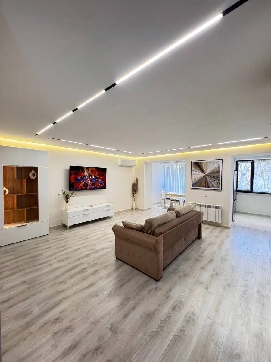 3 xonali kvartira - 80 m², 3/4 qavat