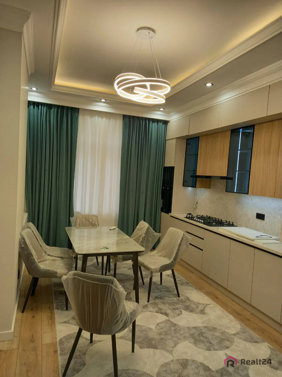 3 xonali kvartira - 150 m², 4/5 qavat